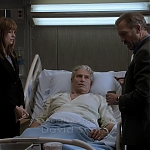 HOUSE_MD_-_E8X04_RISKY_BUSINESS_200.jpg