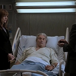 HOUSE_MD_-_E8X04_RISKY_BUSINESS_218.jpg