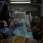 HOUSE_MD_-_E8X04_RISKY_BUSINESS_460.jpg