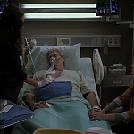 HOUSE_MD_-_E8X04_RISKY_BUSINESS_484.jpg